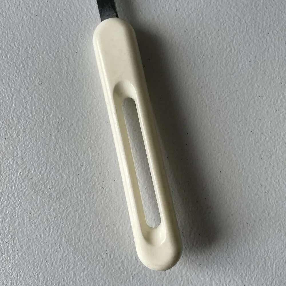 Vintage Bonny USA Nylon Soup Spoon Ladle Brown Ivory Kitchen Cookwear